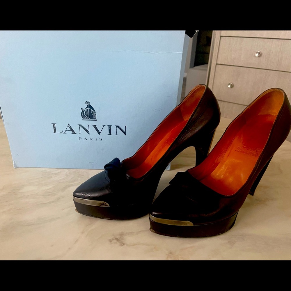 Lanvin fall RTW 2009 flat bow pumps